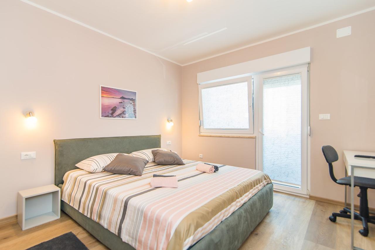 Apartment Lili Пореч Екстериор снимка
