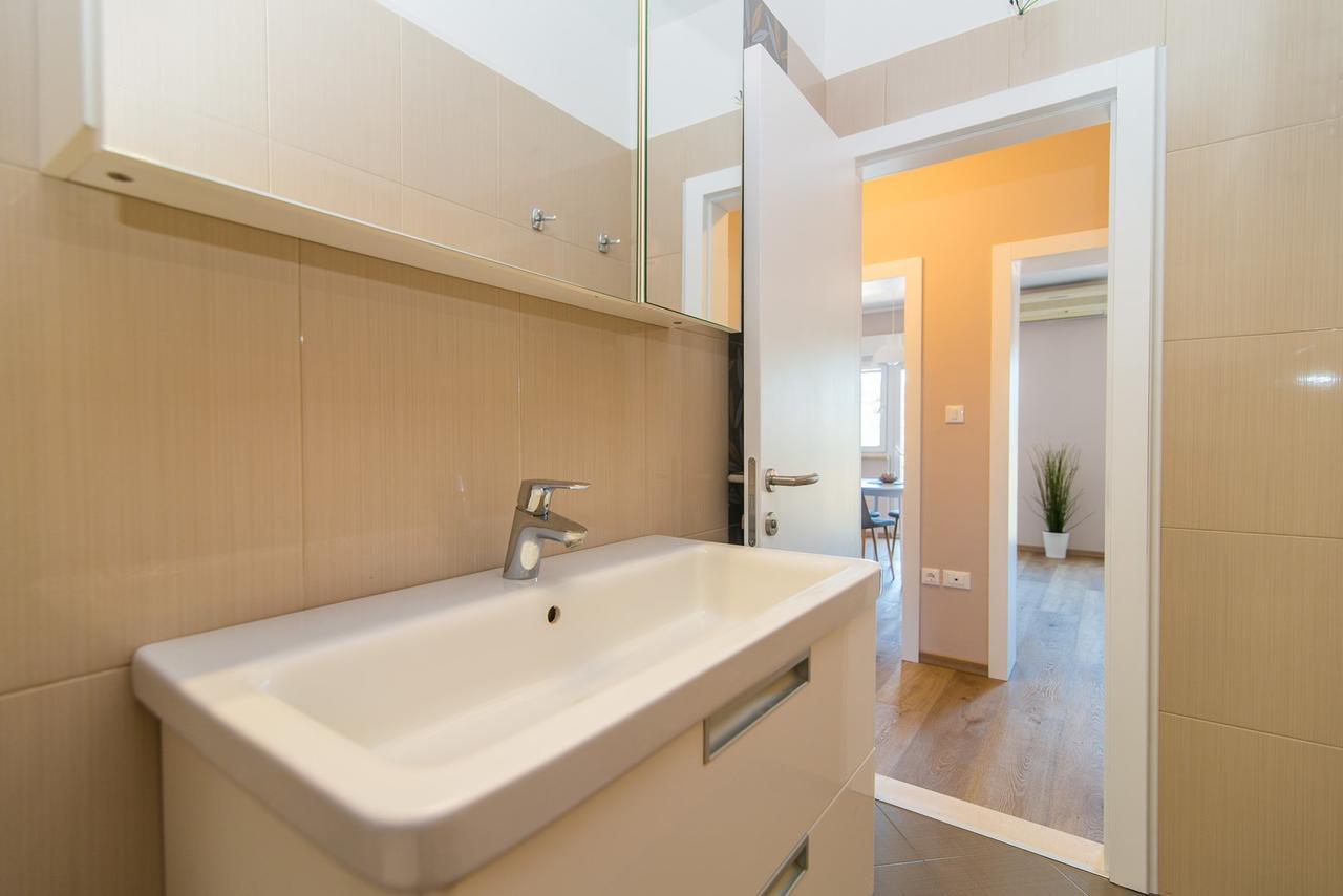 Apartment Lili Пореч Екстериор снимка